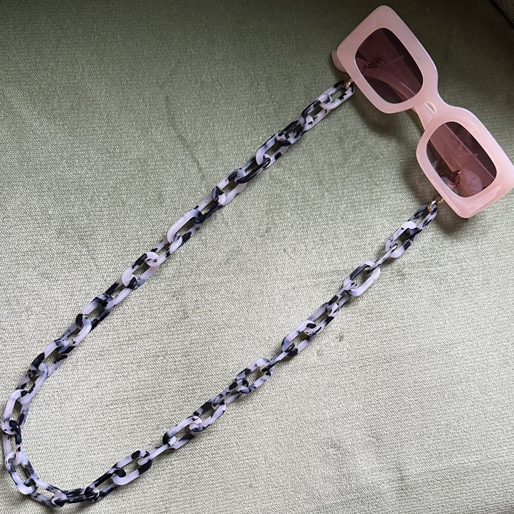 Sunglasses and Sunglasses Holder